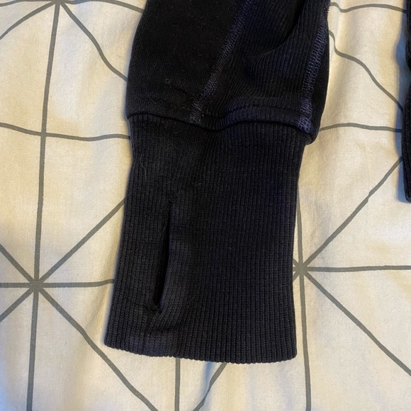 2011 Lululemon Scuba Hoodie - Picture 6 of 7